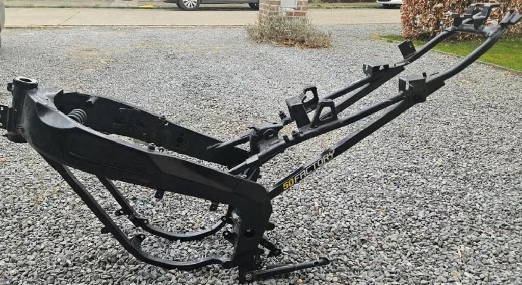 Cadre Yamaha TZR 50, Enlèvement, Utilisé