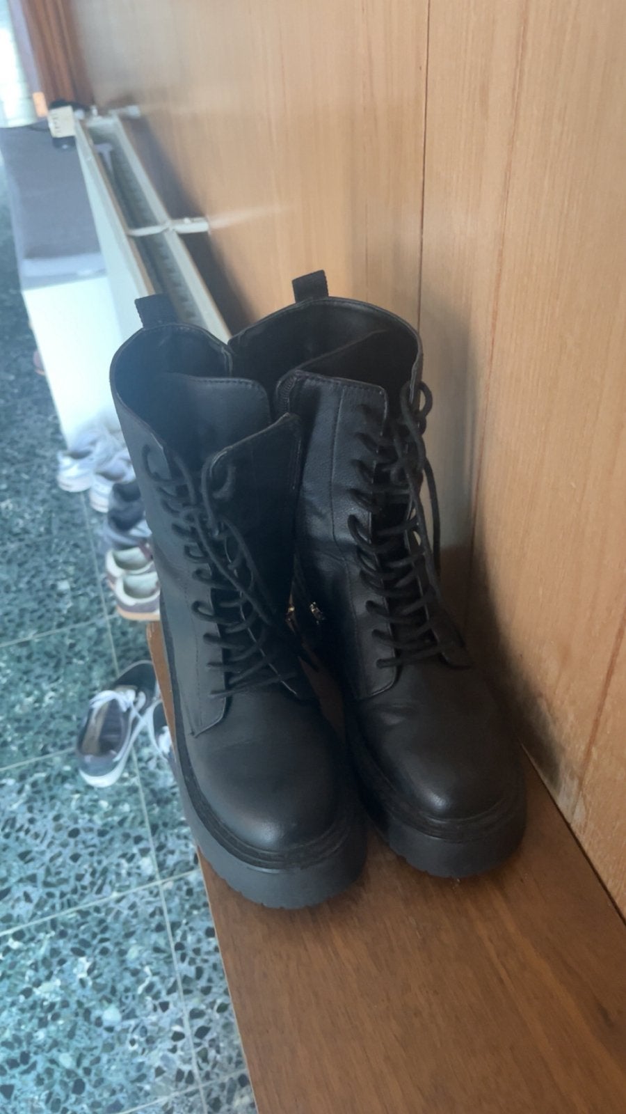Pull and Bear schoenen, Hoge laarzen, Zwart, Ophalen of Verzenden, Zo goed als nieuw