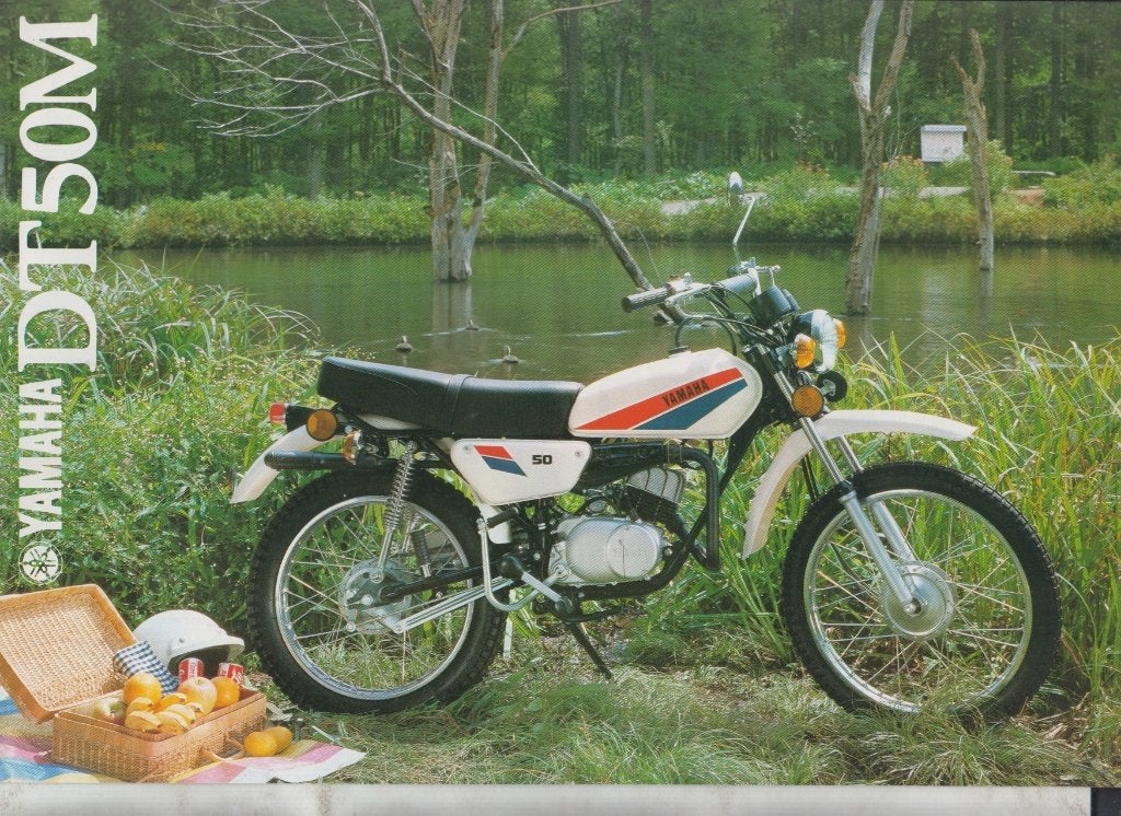 1980 Cyclomoteur Yamaha DT 50M brochure publicitaire, Boeken, Motoren, Verzenden, Gelezen
