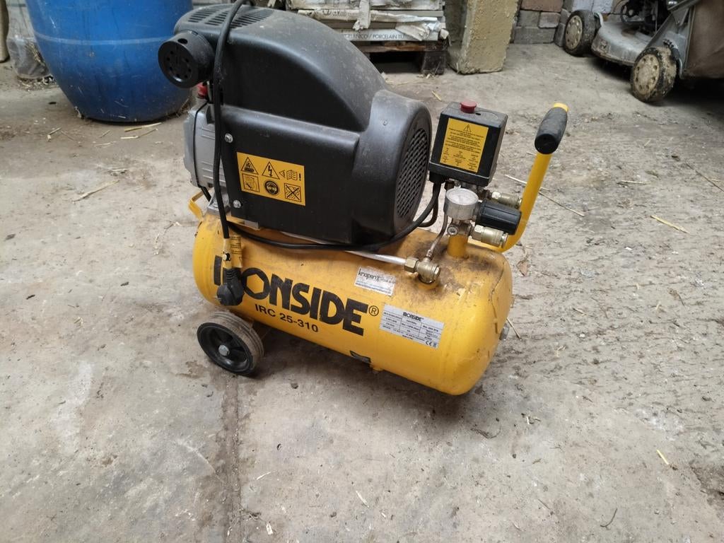 Compressor ironside 24l, Doe-het-zelf en Bouw, Ophalen
