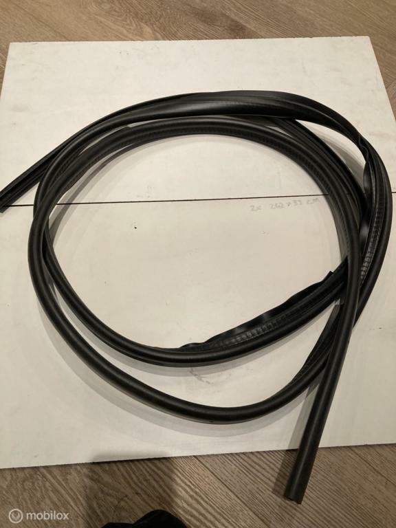 Achterkleprubber origineel BMW Touring E30 ('88-'94), Nieuw, Ophalen of Verzenden, BMW, BMW