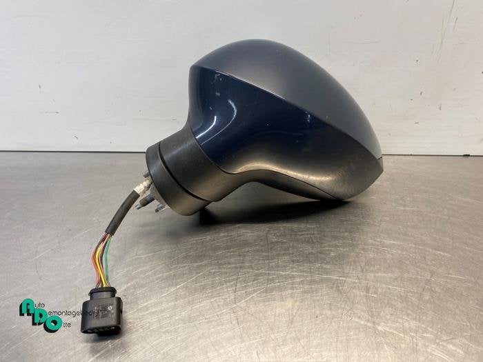Buitenspiegel links van een Seat Leon (Leon 09-), Gebruikt, -, -, Ophalen of Verzenden