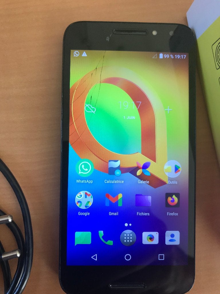 GSM Alcatel A3, Telecommunicatie, Mobiele telefoons | Sony, Gebruikt, Zonder abonnement, Touchscreen, Android OS, 10 megapixel of meer