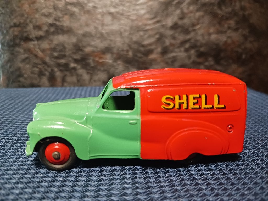 Dinky Toys  Austin, Hobby en Vrije tijd, Modelauto's | 1:43, Ophalen of Verzenden, Dinky Toys