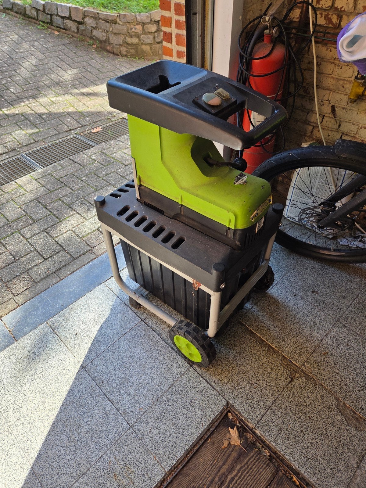 hakselaar tot 40mm dikte, Tuin en Terras, Ophalen