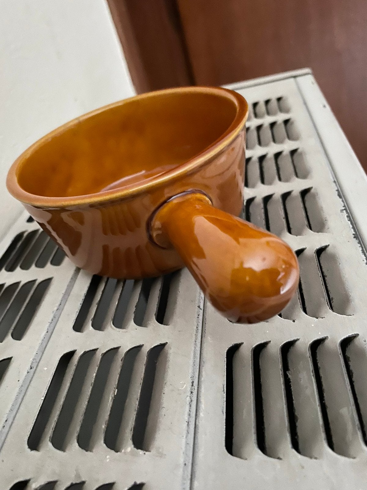 Vintage soepkom met steel, Ophalen