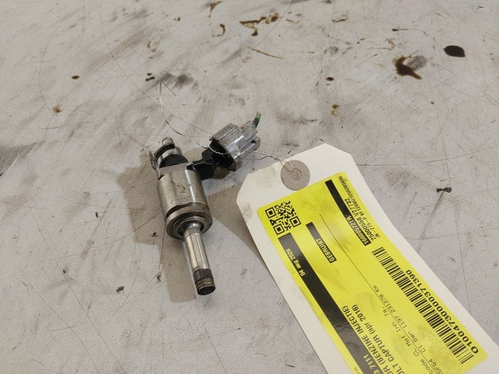 INJECTOR BRANDSTOF Captur I (2R) (|166005721R|H8201438013|), Gebruikt, Renault, Peter-Huppertz-Straße 5
51063  Köln, DE, Dialog.deutschland@renault.de
