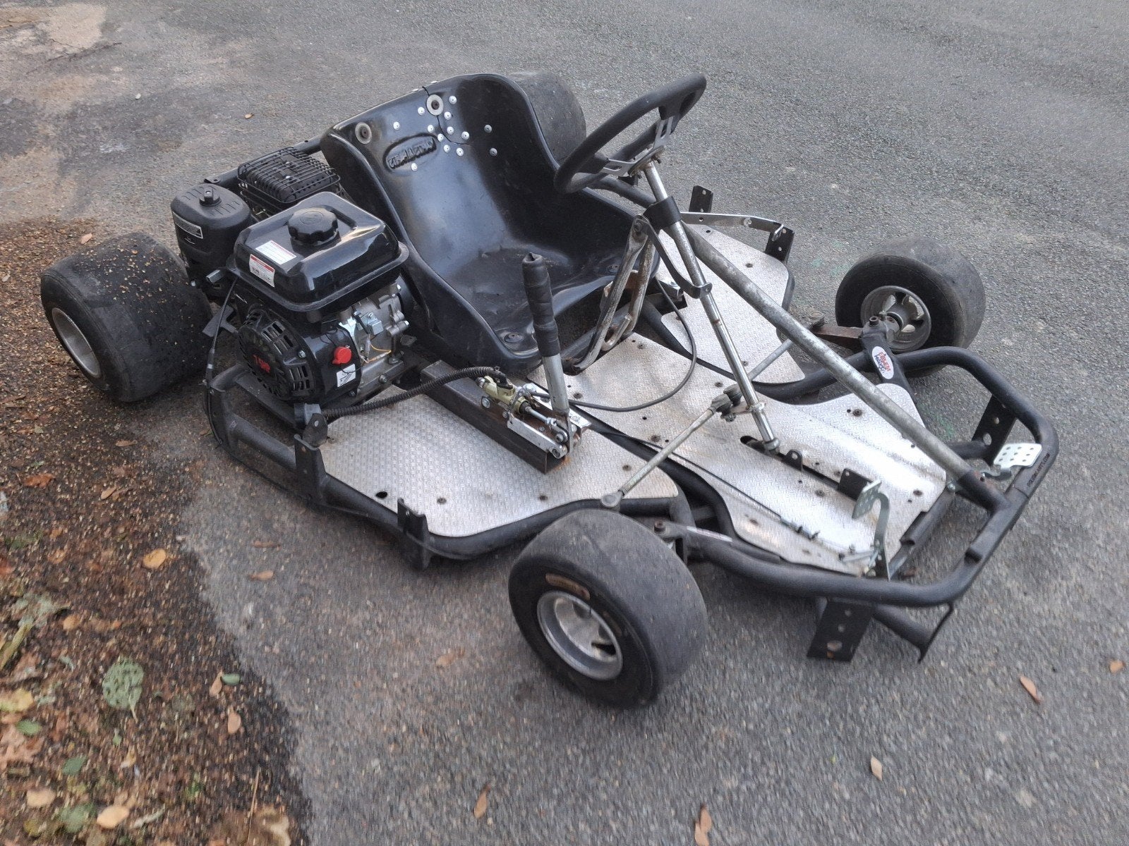 212cc Go-Kart -- Rijdende Motor -- Projectkart, Sport en Fitness, Ophalen, Gebruikt, Kart