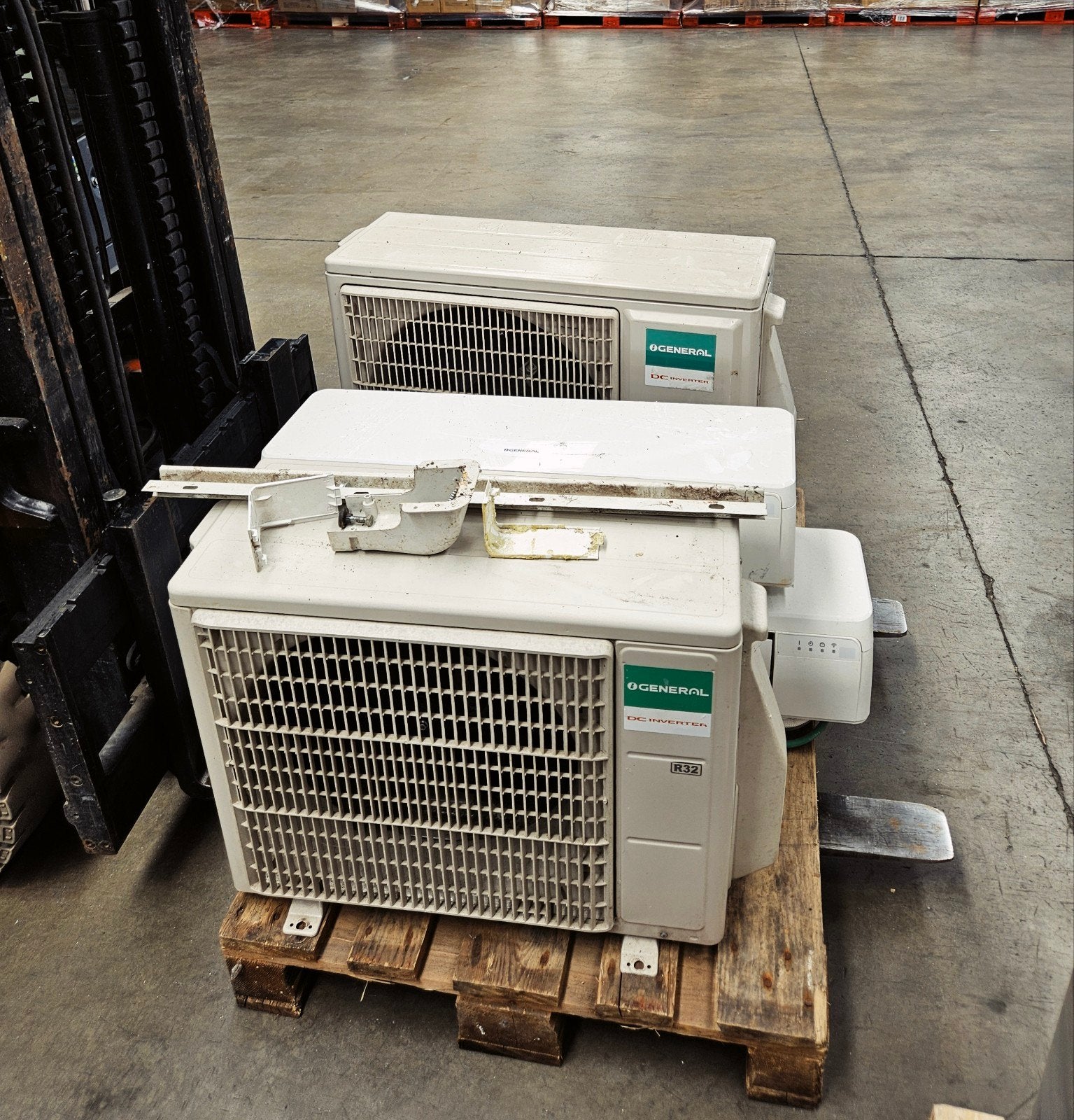 2 x airco 2x buitenunit Hoogstraten, Ophalen of Verzenden