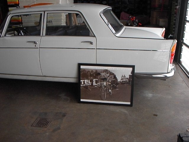 Peugeot 404 essence 1966. Original, Autos, 50 kW, 4 portes, Boîte manuelle, Alcantara