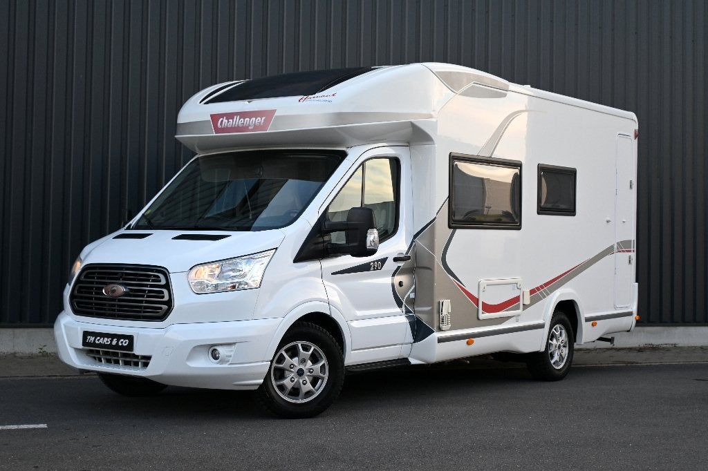 Challenger Mageo 290 Trigano Airco Frigo,TV, 4 pers,Fietsrek, ESP - Contrôle de stabilité, Luifel, Ford, 6 tot 7 meter
