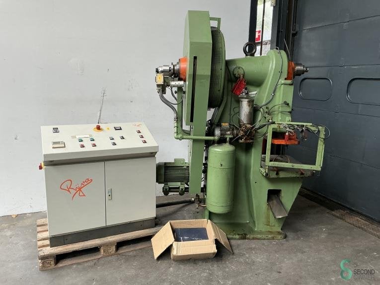 Excenterpersen Rijva 505/1F, 63t 1981, Zakelijke goederen, Machines en Bouw | Metaalbewerking