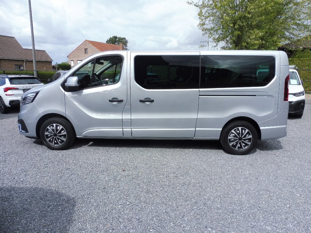renault grand passenger intens/9zit/150pk 49600km29999€btwin, Voorwielaandrijving, 1998 cc, 4 cilinders, 9 zetels