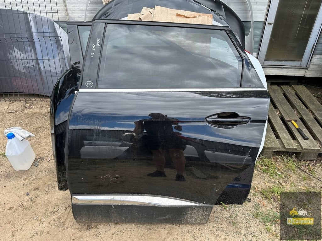 Peugeot 5008 II linkerachterdeur, Taurusavenue 1
2132 LS  Hoofddorp, NL, Gebruikt, Contact.group@renault.com, Peugeot