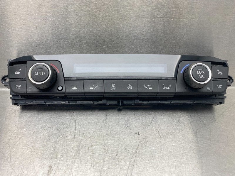 PANNEAU DE COMMANDE CHAUFFAGE CLIMATISATION Supra (DB), Utilisé, Toyota
