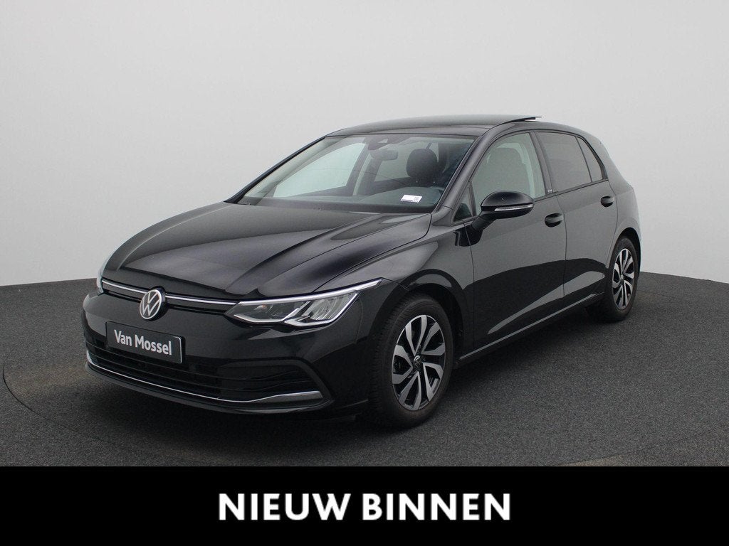 Volkswagen Golf VIII 1.0 TSI 81kW Active, Autos, Volkswagen, Entreprise, Achat, Golf, Régulateur de distance, Airbags, Bluetooth