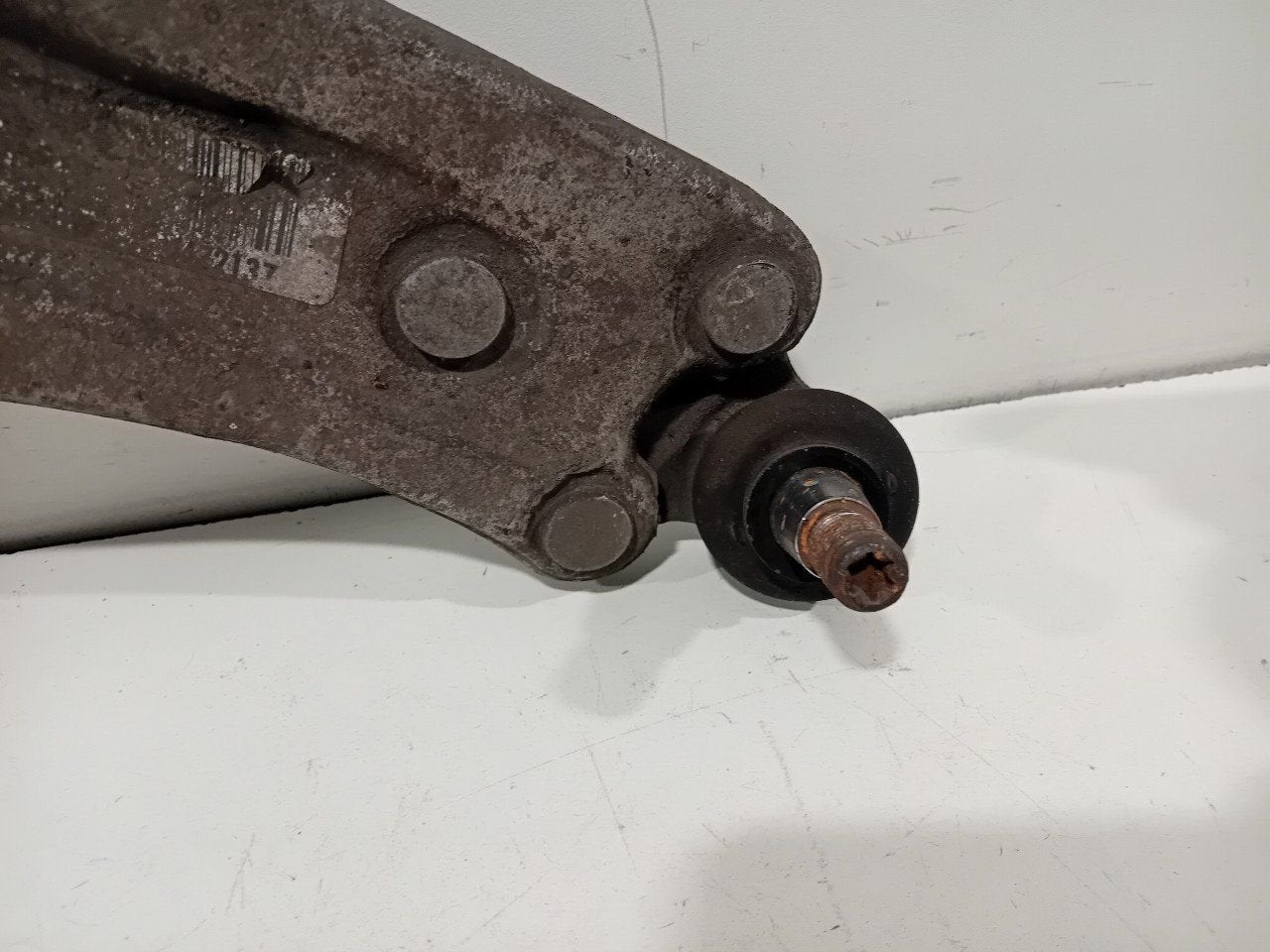 Draagarm rechts voor Opel Combo, Onderdelen@venauto.nl, Van der Ven Autorecycling B.V., Gebruikt, Ettenseweg 76, 4706 PB Roosendaal, The Netherlands