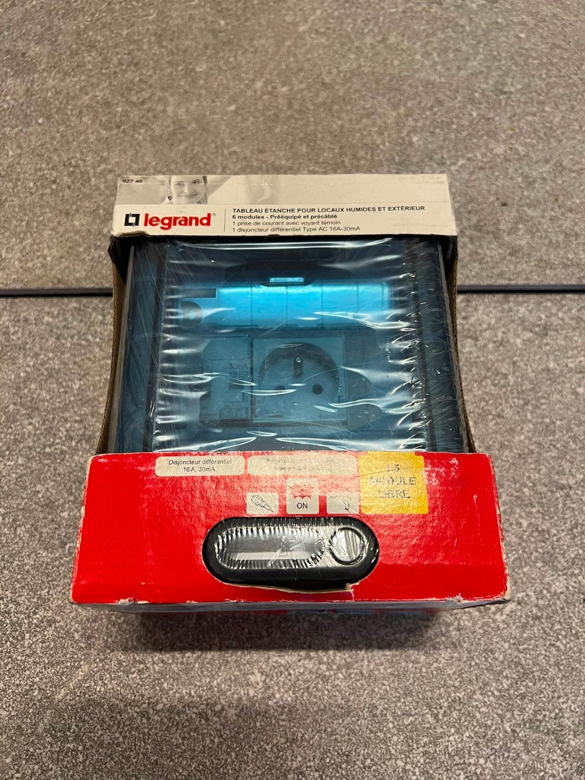 Waterdicht elektrisch paneel van Legrand, vooraf uitgerust e, Audio, Tv en Foto, Walkmans, Discmans en Minidiscspelers, Ophalen