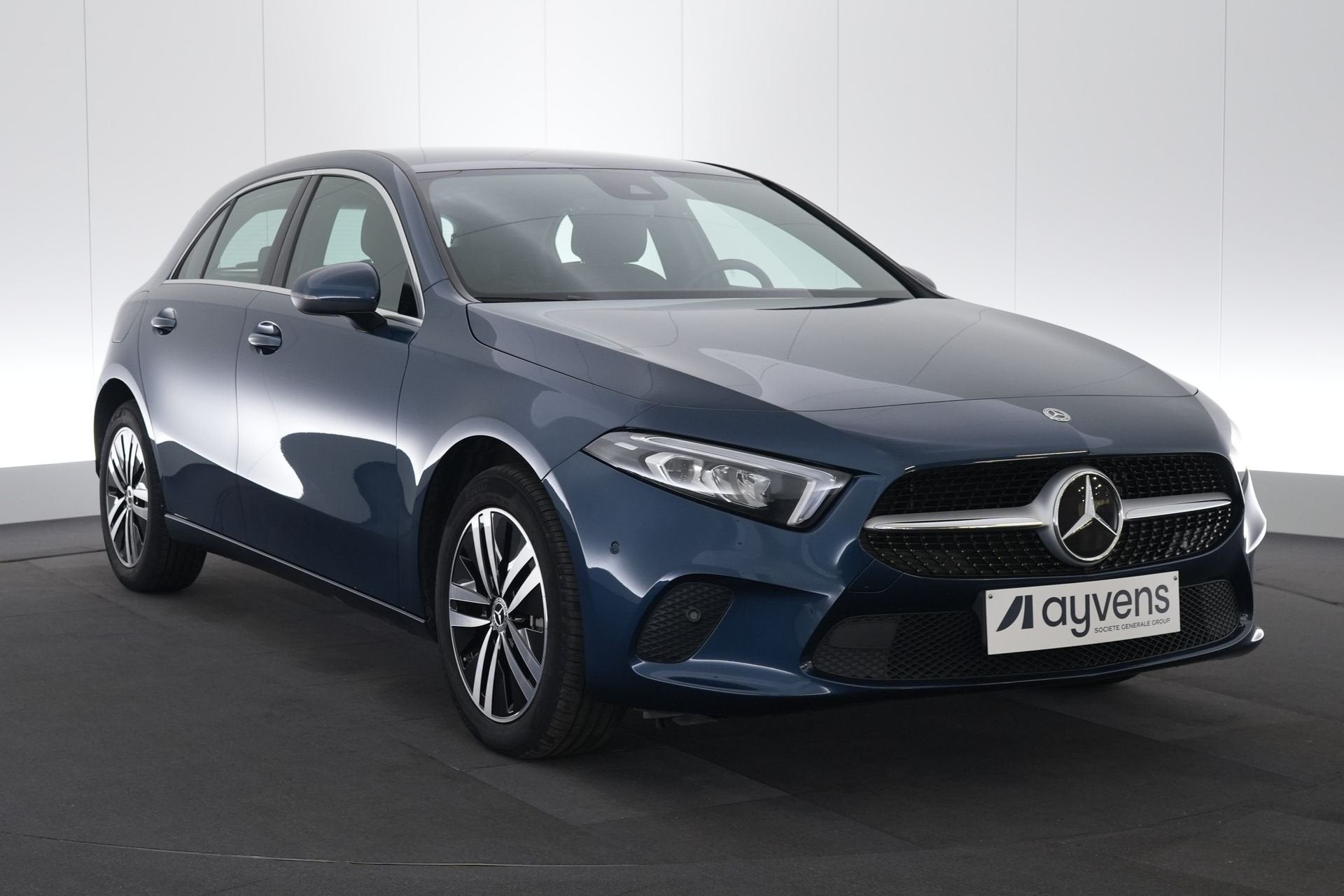 (2AUX159) MERCEDES-BENZ CLASS A (W177), Auto's, Gebruikt, Euro 6, Blauw, Plug-in hybride