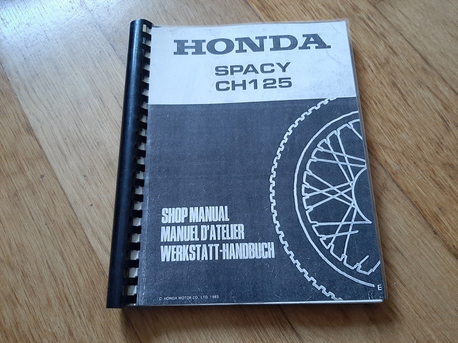 Honda Spacy CH125 Werkplaatshandboek (1983), Motoren, Ophalen of Verzenden, Honda