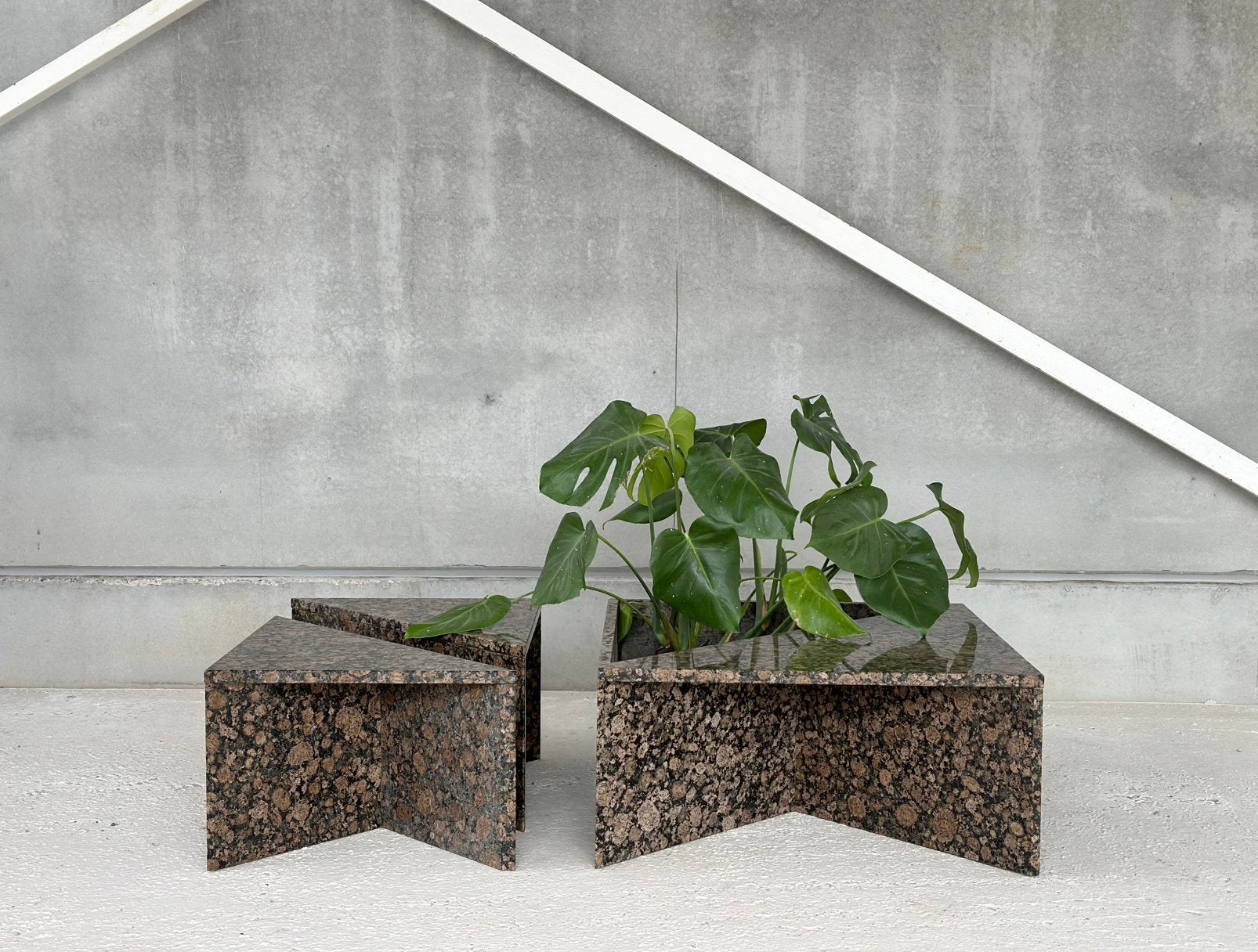 Geometrische set coffeetable’s 1980s, Ophalen