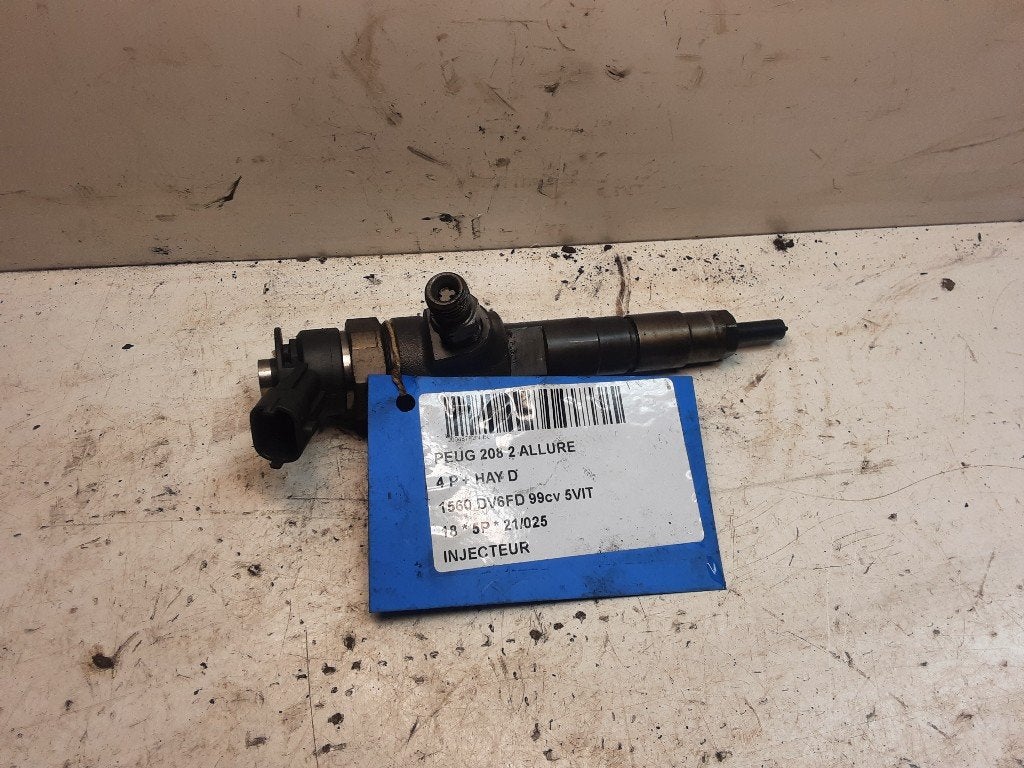 INJECTOR BRANDSTOF 208 I (CA / CC / CK / CL) (0445110566), Kontakt-peugeot@peugeot.com, Gebruikt, Peugeot Deutschland GmbH, Bahnhofsplatz
65423  Rüsselsheim, DE