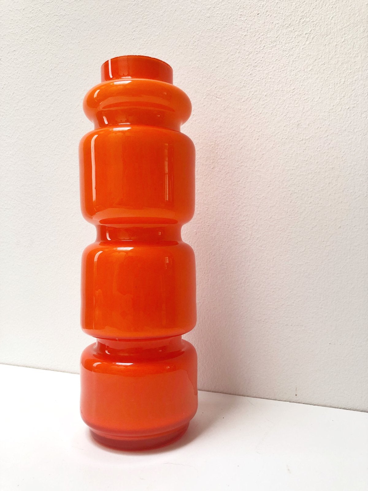 Vintage Space Age Oranje Opaline Glazen Vaas Jaren 60/70, Antiek en Kunst, Kunst | Designobjecten, Ophalen, 25 cm, Vaas, Oranje