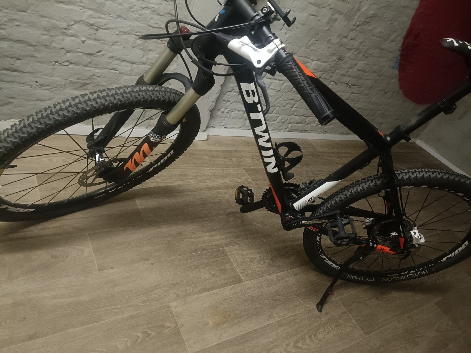 B'Twin Rafal 740 Mountainbike – € 550, Fietsen en Brommers, Fietsaccessoires | Aanhangwagens en Karren, Ophalen