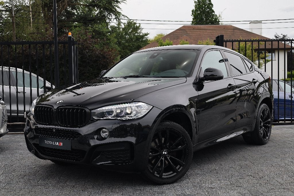 BMW X6 xDrive30d /// M Pack /// 258 pk. | Euro 6b | 360 Cam, Auto's, BMW, Automaat, 2993 cc, Zwart, Bedrijf