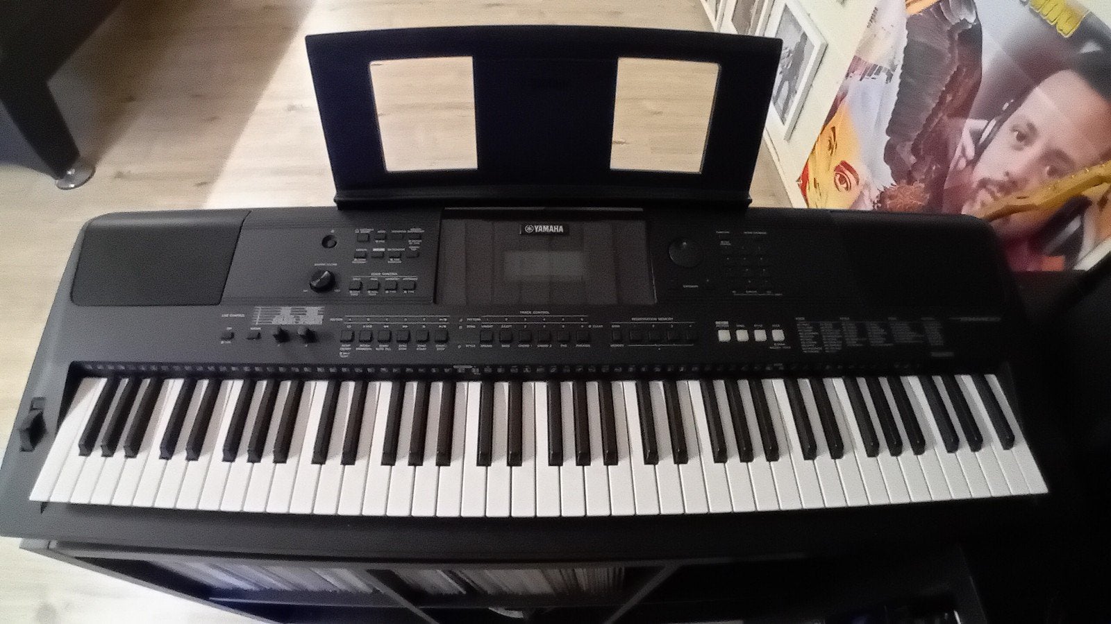 Yamaha PSR-EW400, Muziek en Instrumenten, Ophalen, 76 toetsen