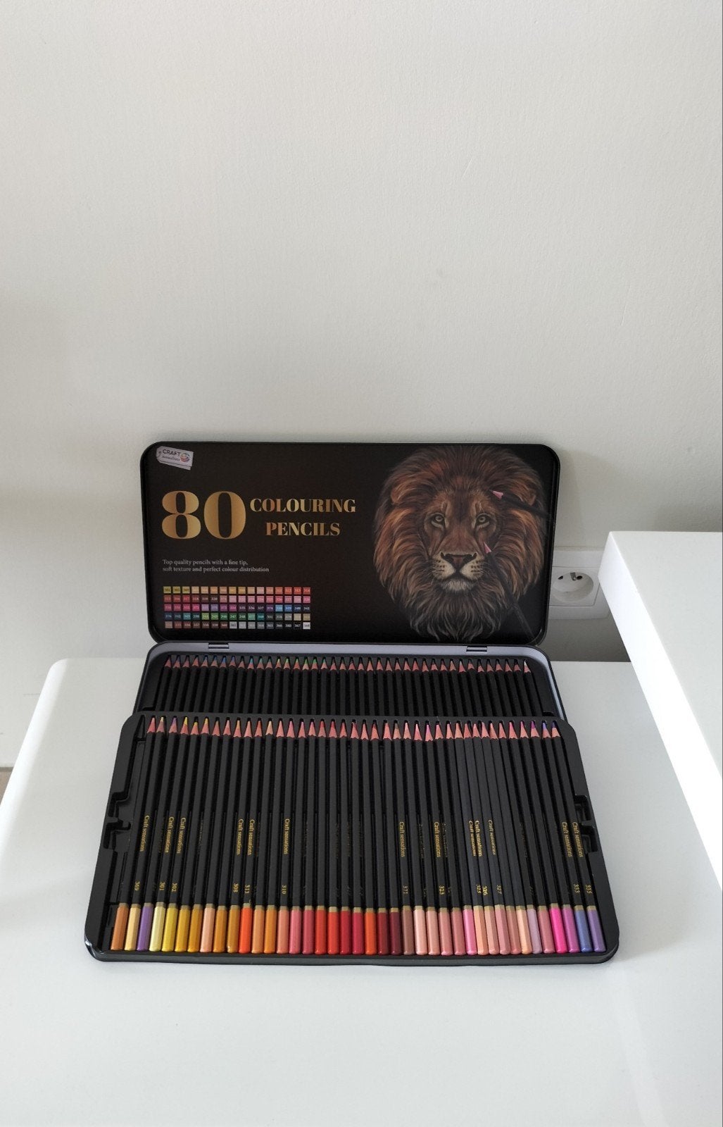 crayons de couleur 80 pièces comme neufs, Hobby & Loisirs créatifs, Dessin, Enlèvement ou Envoi, Neuf, Autres types