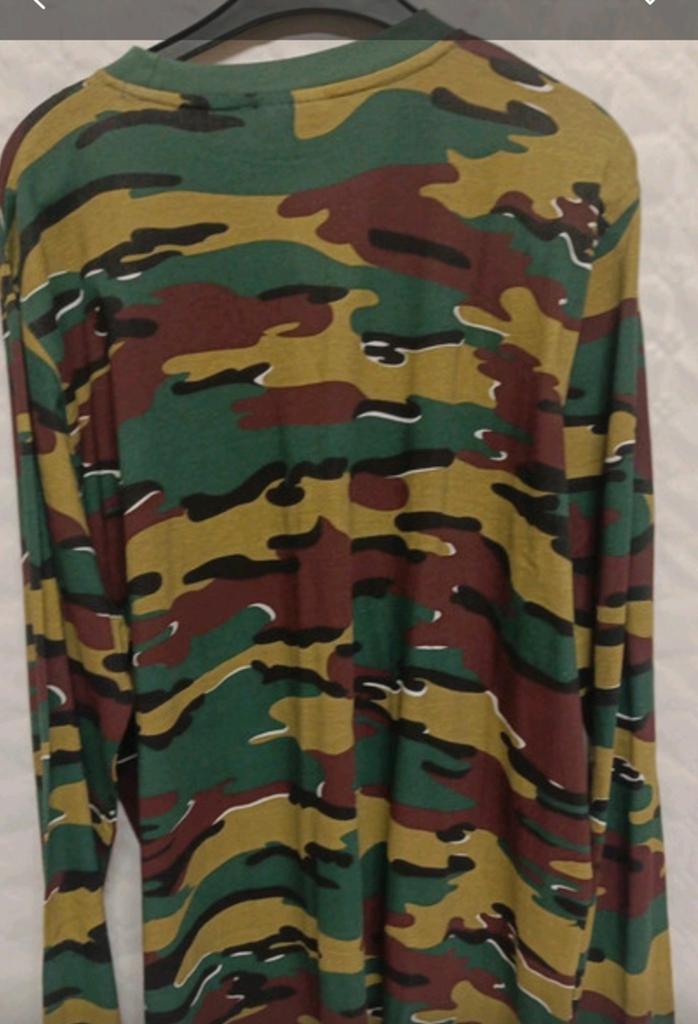T-shirt militaire ABL camo NOS, Vêtements | Hommes, T-shirts, Neuf, Autres tailles, Autres couleurs, Enlèvement ou Envoi