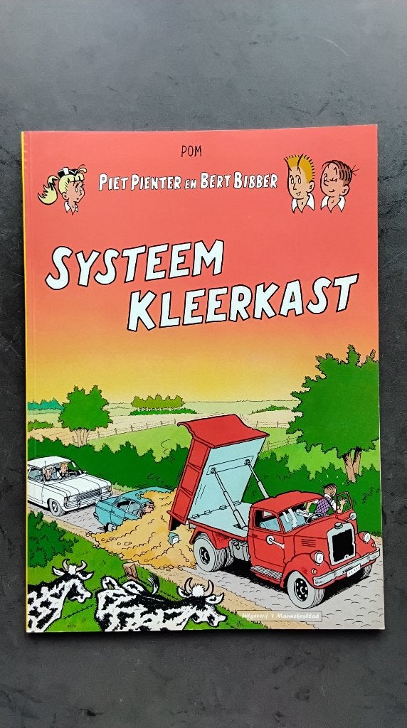 Systeem kleerkast uit 2009., Boeken, Eén stripboek, Ophalen of Verzenden, Zo goed als nieuw, POM