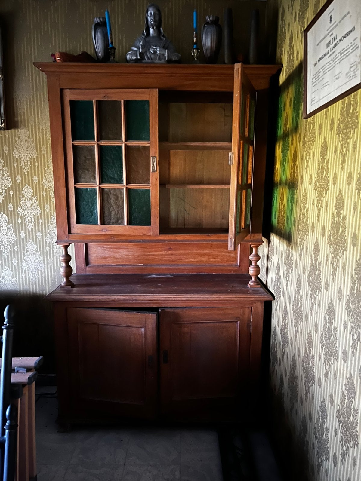 Mooie antieke kast, Ophalen