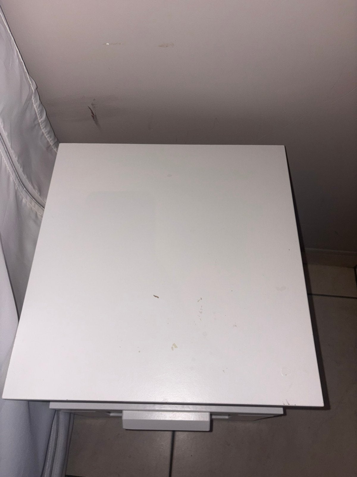nachtkastje van ikea, Huis en Inrichting, Ophalen, Gebruikt, Minder dan 45 cm, Minder dan 55 cm