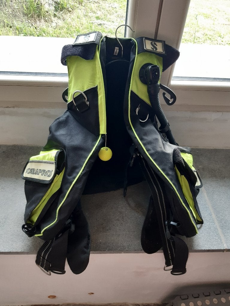 Gilet stabilisateur taille S masterjacket scubapro 129 €, Sports nautiques & Bateaux, Enlèvement, Comme neuf, Gilet de stabilisation