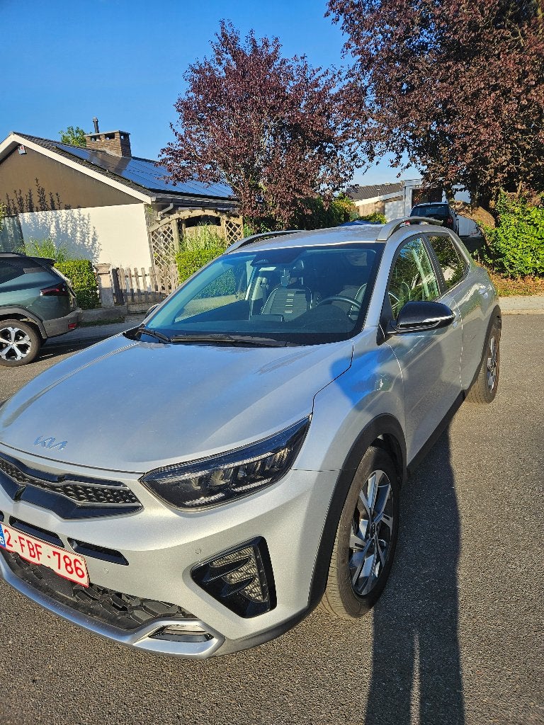 Kia stonic gt line 2024 120ch dct7 | 1er propriétaire, Autos, Argent ou Gris, Achat, Entretenue par le concessionnaire, Noir