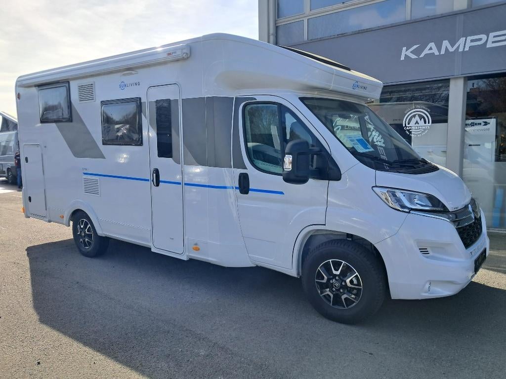Nieuwe Adria Sun Living S 70SL, Jusqu'à 4, Boîte manuelle, Porte moustiquaire, Diesel