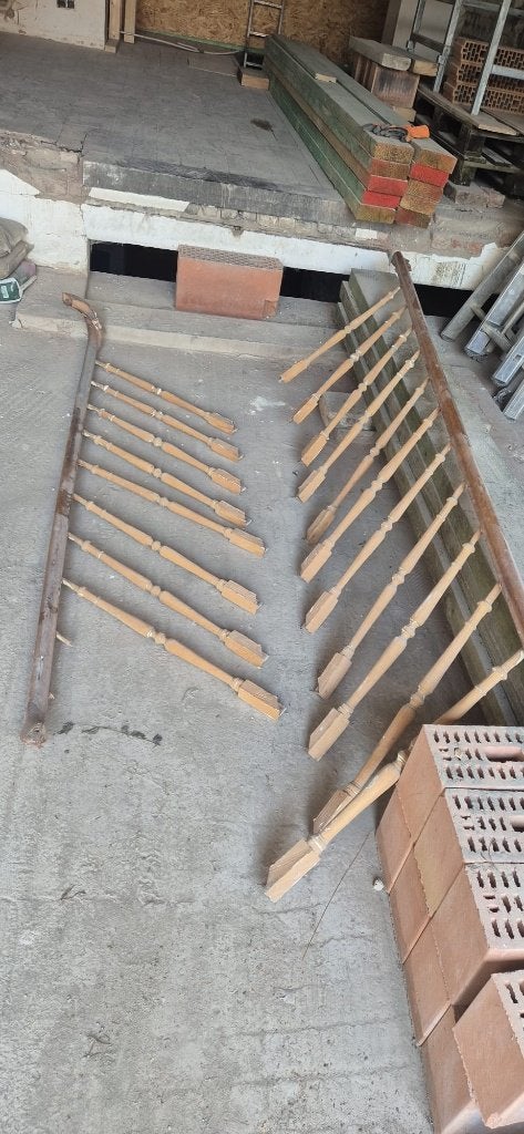 Rampe d'escalier, Enlèvement, Utilisé, Escalier, 4 mètres ou plus