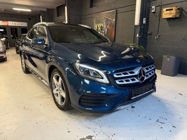 MERCEDES GLA 220D *PACK AMG-BOITE AUTO* 12 MOIS DE GARANTIE, Cuir, Entreprise, Entretenue par le concessionnaire, Noir
