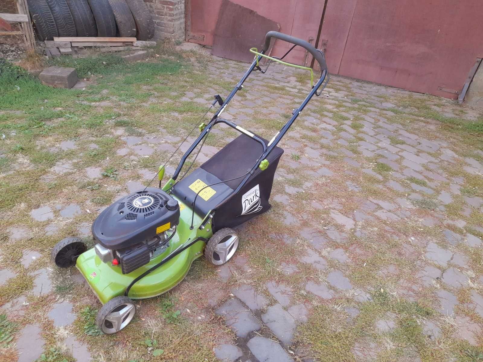 grasmaaier benzine zelftrekker in zeer goed staat, Enlèvement ou Envoi