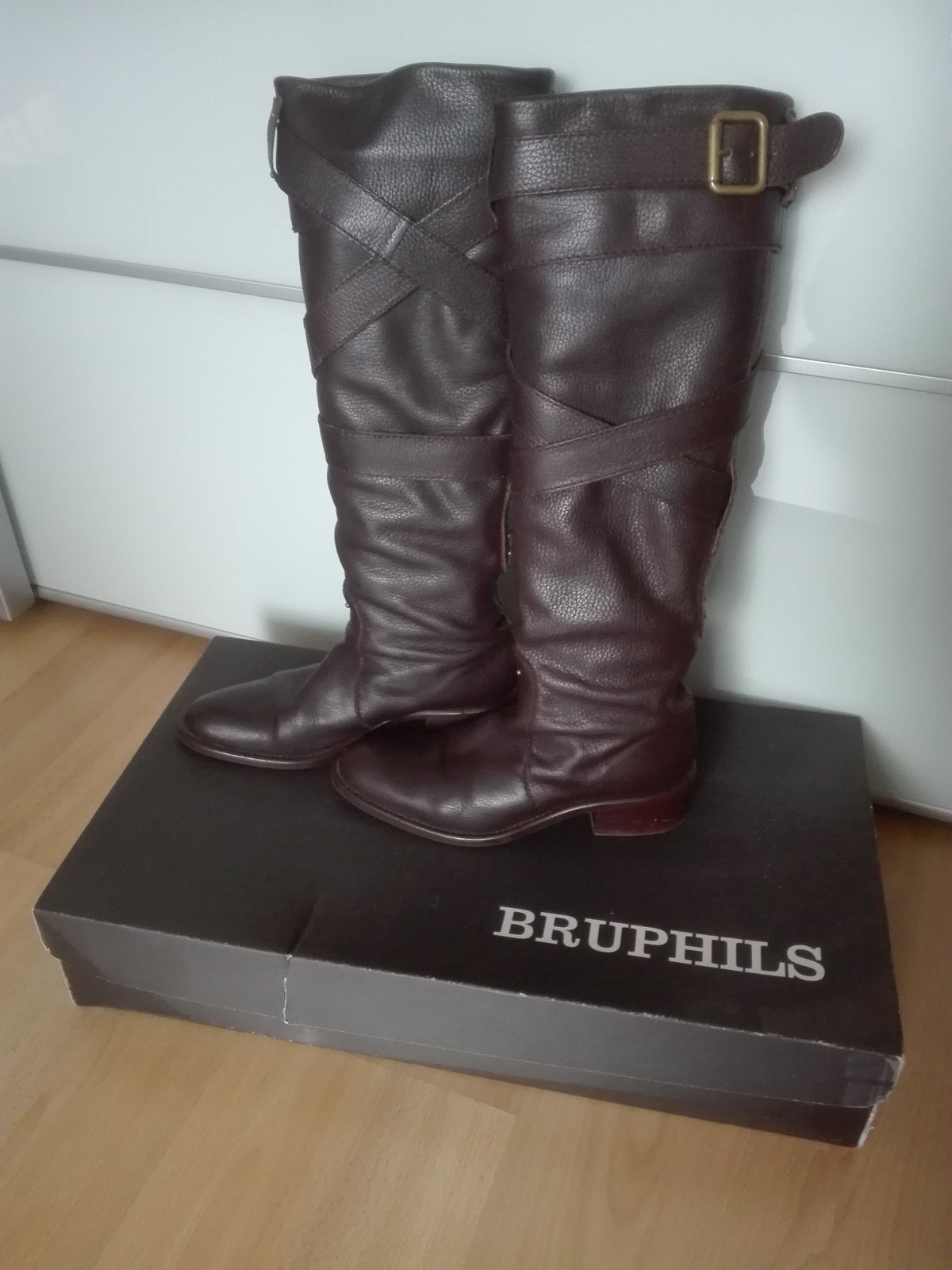 Lederen dameslaarzen merk “ BRUPHILS “ maat 37, Enlèvement, Neuf