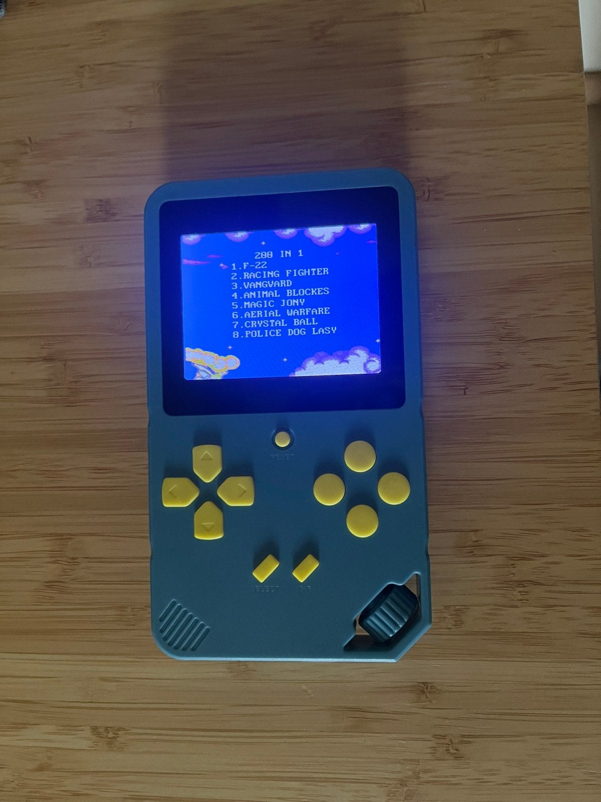Retro Game Handheld – 200 in 1 Werkend, Games en Spelcomputers, Ophalen of Verzenden, Zo goed als nieuw, Overige modellen