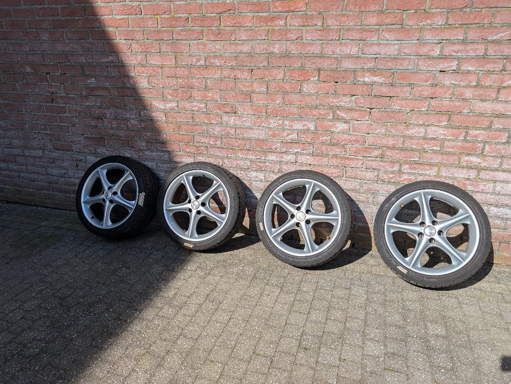 225/40 R18 Sportcontact 6.5mm, Autos : Pièces & Accessoires, Pneus & Jantes, Neuf, Pneus et Jantes, Pneus été, 18 pouces