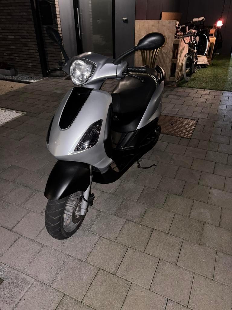 Piaggio fly, Ophalen, Zo goed als nieuw, Fly