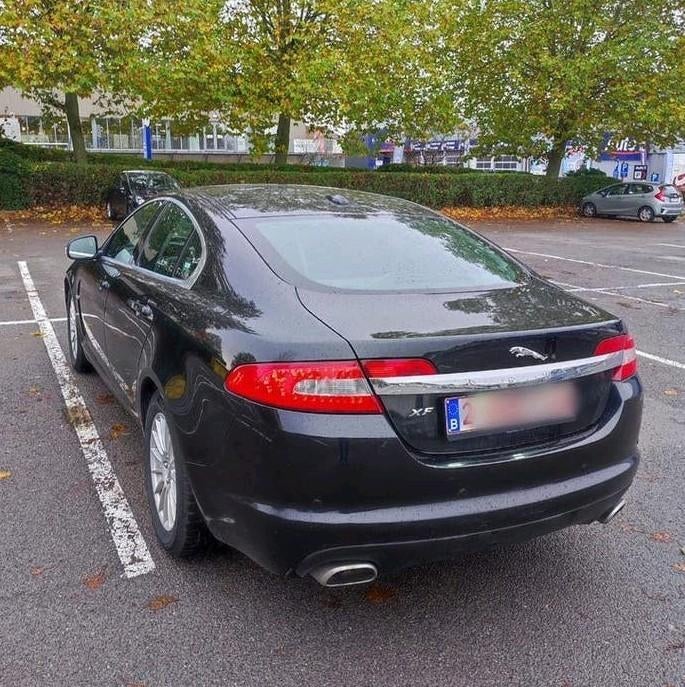 Jaguar XF 2.7 V6 Diesel, avec ct, prête à immatriculer, Autos, Cuir, Achat, Entretenue par le concessionnaire, Noir