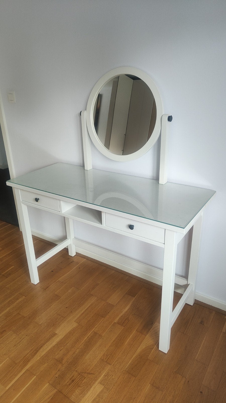 Coiffeuse Ikea avec miroir, Enlèvement