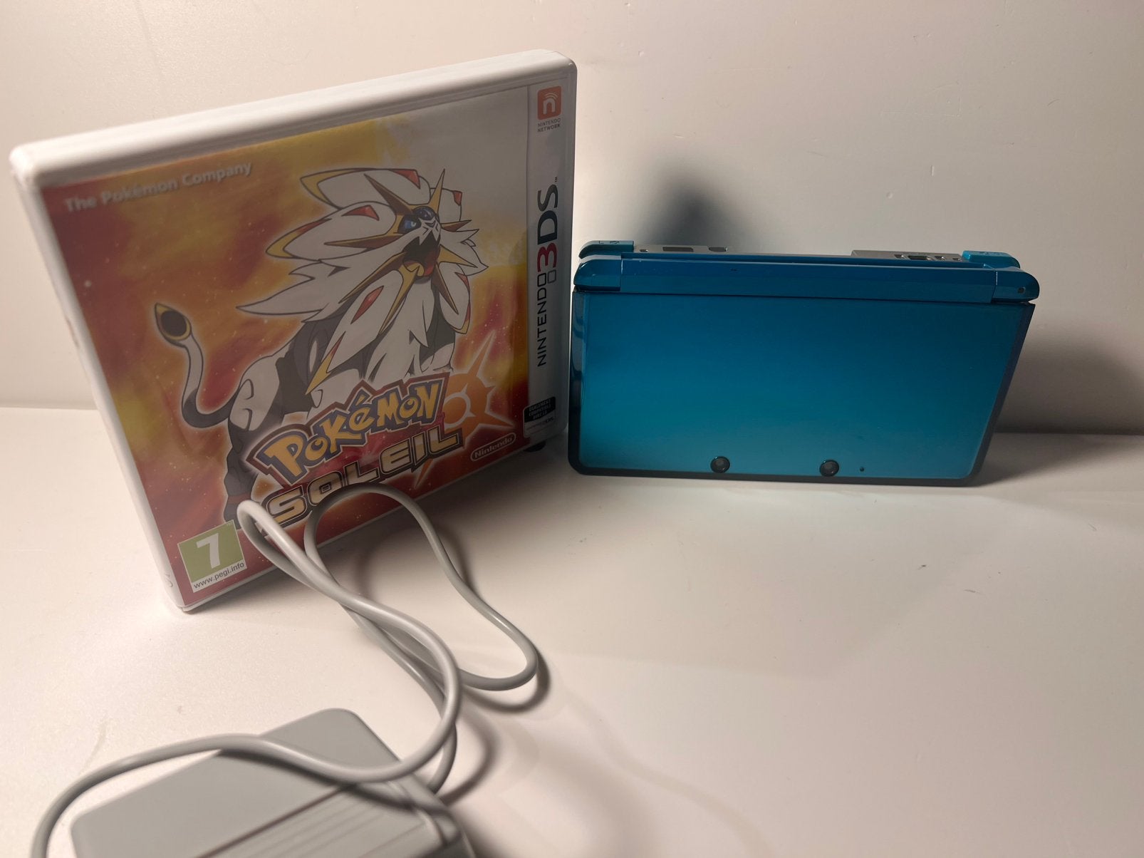 Nintendo 3ds bleu aqua en bon état avec Pokemon Sun, Enlèvement ou Envoi, Comme neuf, 3DS