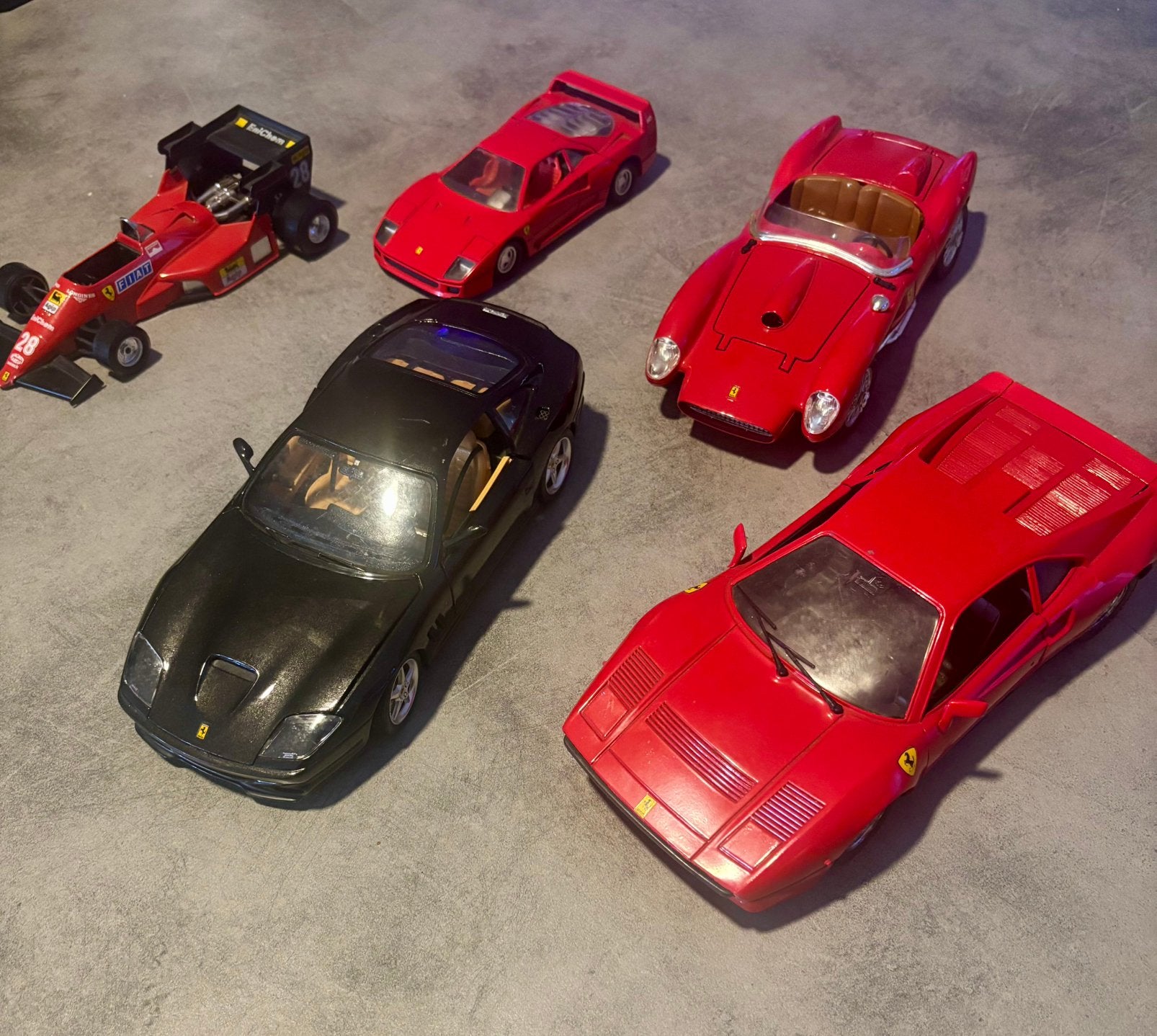 Ferrari miniature de collection, Ophalen, Zo goed als nieuw