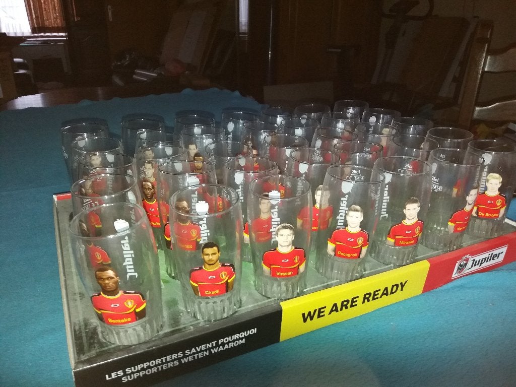 28 jupiler bierglazen Belgische nationale voetbal, Verzamelen, Biermerken, Ophalen of Verzenden, Zo goed als nieuw, Glas of Glazen